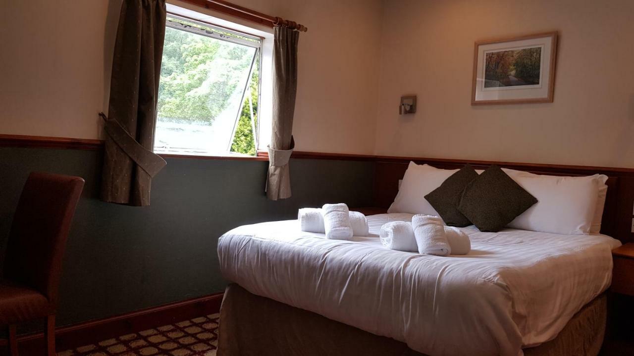 Clachaig Inn Ballachulish Exterior photo