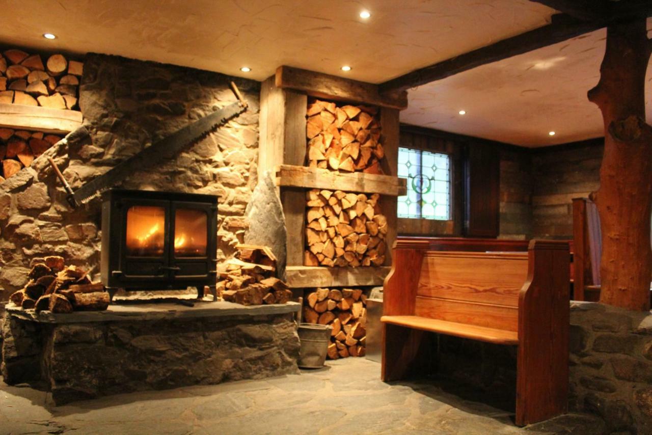 Clachaig Inn Ballachulish Exterior photo